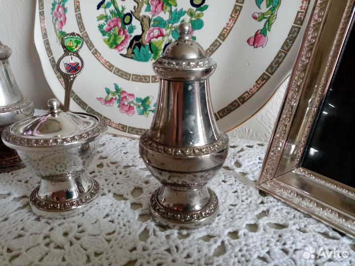 Солонка перечница Соусник сахарница посеребренная