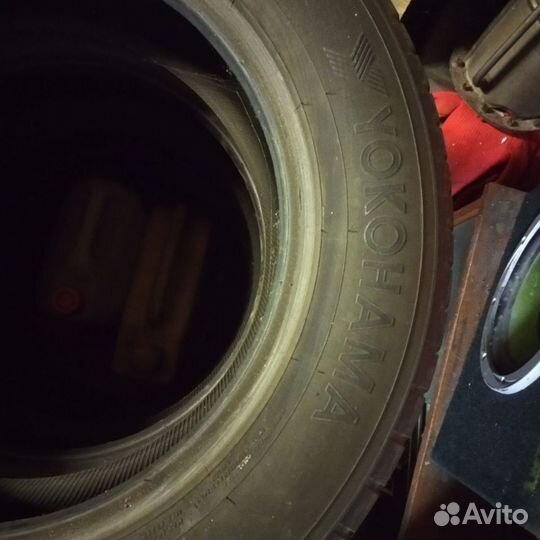 Yokohama W.Drive V902A 225/65 R17 102H