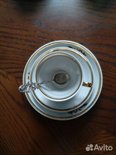 Кофейные чашки, двойные блюдца, ложечки 6 шт