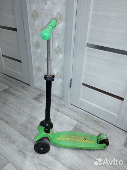 Самокат складной детский со светящимися колесами