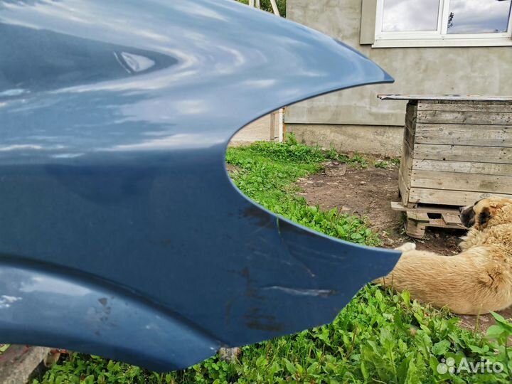 Крыло на Вито 639