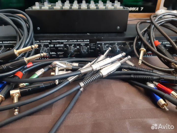 Инструментальный кабель для гитар, педалбордов