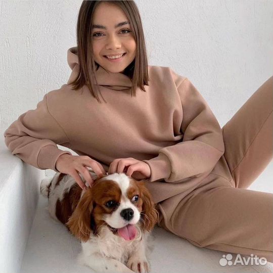 Костюм женский