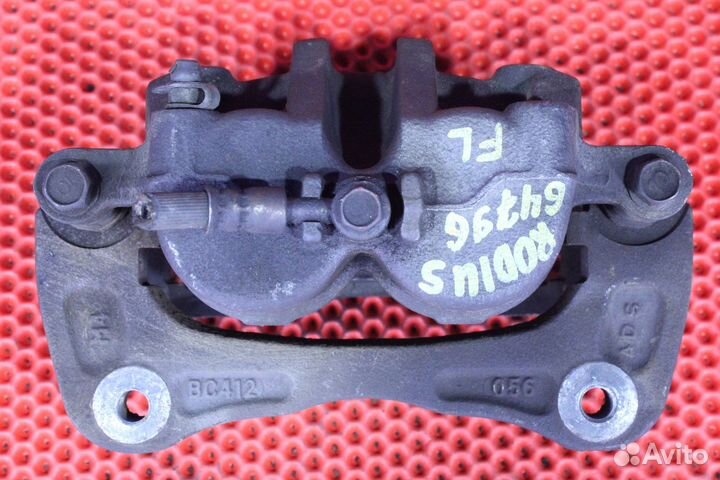 Суппорт тормозной передний левый SsangYong 4811021