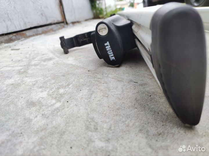 Дуги на рейлинги с упорами Thule Rapid System 775