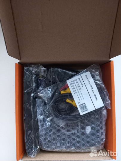 Цифровой эфирный приёмник DVB-T2 cadena-1791SB