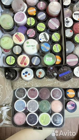 Акриловая пудра для наращивания ногтей