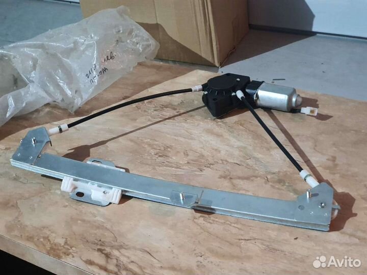 Стеклоподемник Ваз 2110 Приора Левые Передний