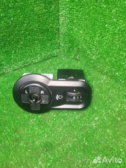 Блок управления зеркалами Kia Sephia 2 седан 1.6