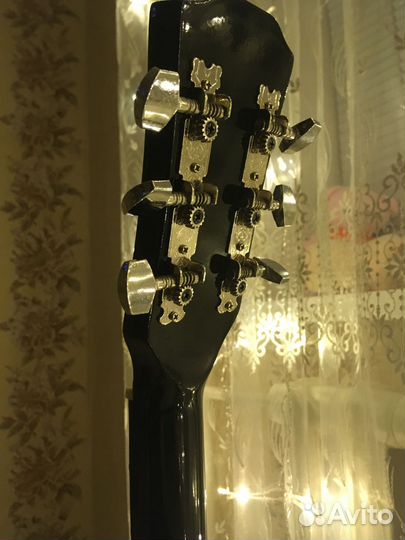 Акустическая гитара 6 струнная