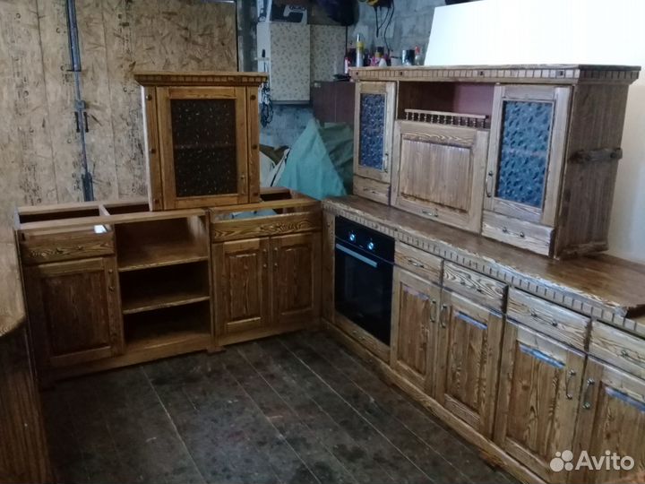 Кухонный гарнитур (под старину)