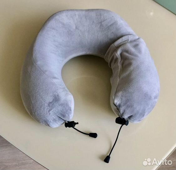 Подушка для путешествий