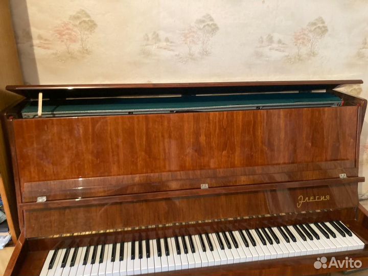 Продаю пианино
