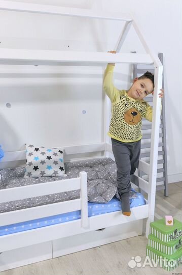 Детская кровать от 3 лет с ящиками