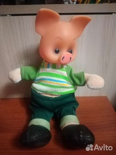 Игрушки из союзмультфильмов Чебурашка, кродил Гена