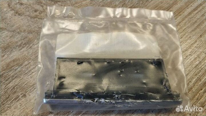 Эмблема quattro