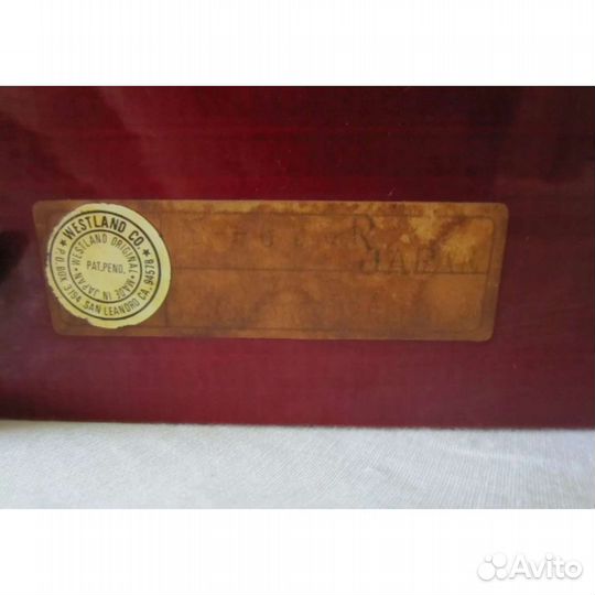 Шкатулка музыкальная старинная