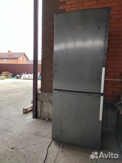 Продам 2х камерный холодильник в хорошем состоянии