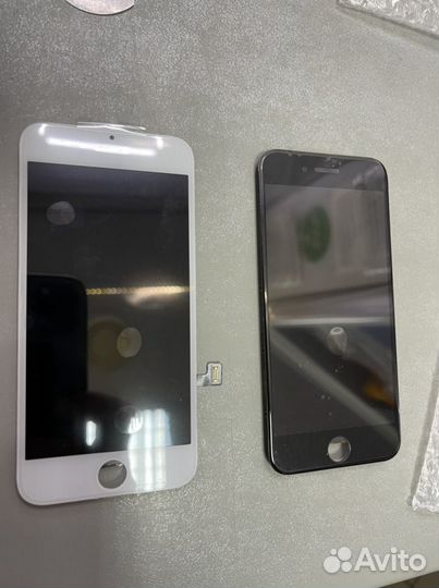 Дисплейный модуль iPhone 8