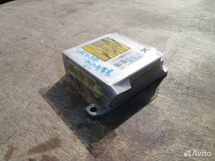 Блок управления airbag Toyota Camry ACV30 2AZ-FE