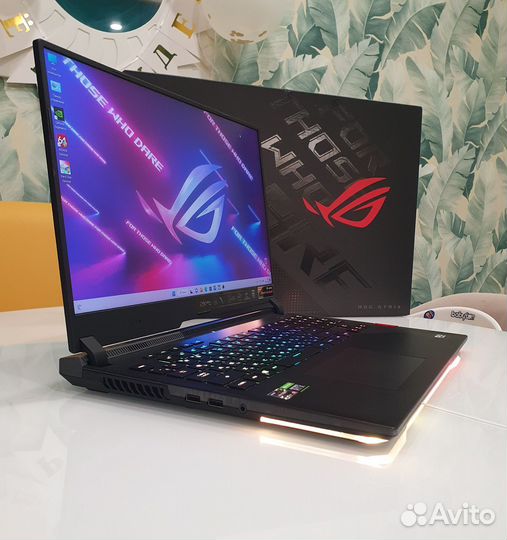 Топовый зверь Asus Rog Scar 17 на R9 5900/RTX 3080