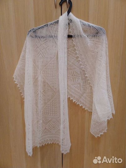 Палантин пуховый ажурный