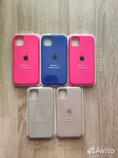 Силиконовый чехол на iPhone