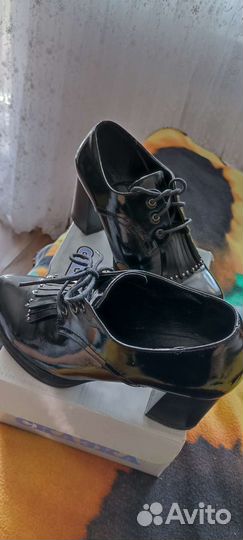 Туфлиботильоны