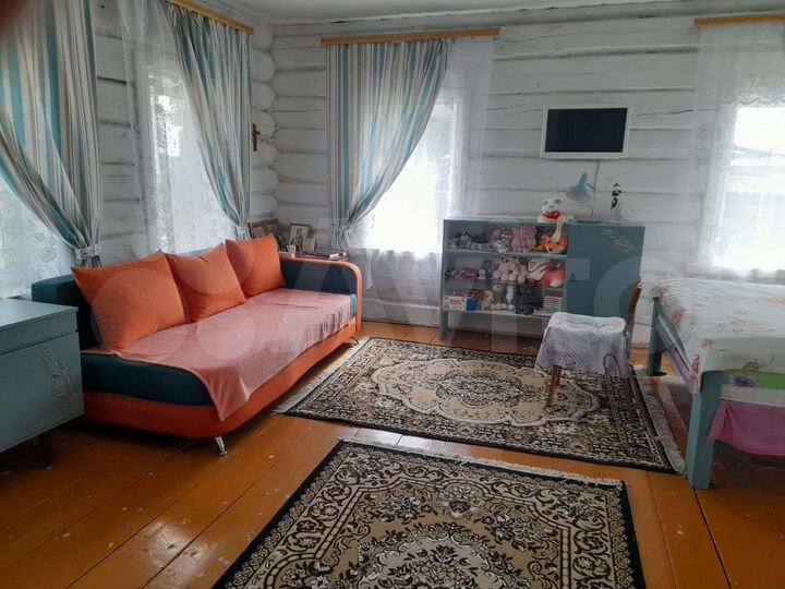 Дом 63 м² на участке 41 сот.