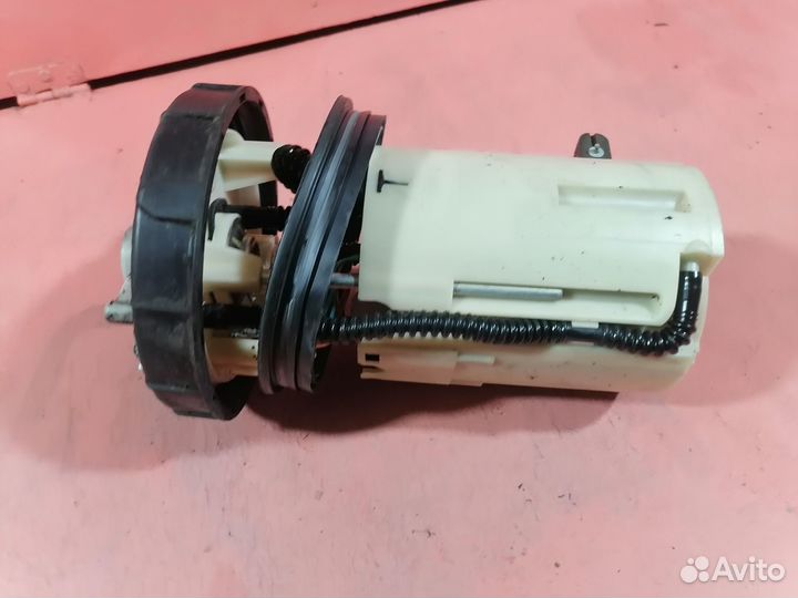 Насос топливный Toyota Corolla 120 2001-2006