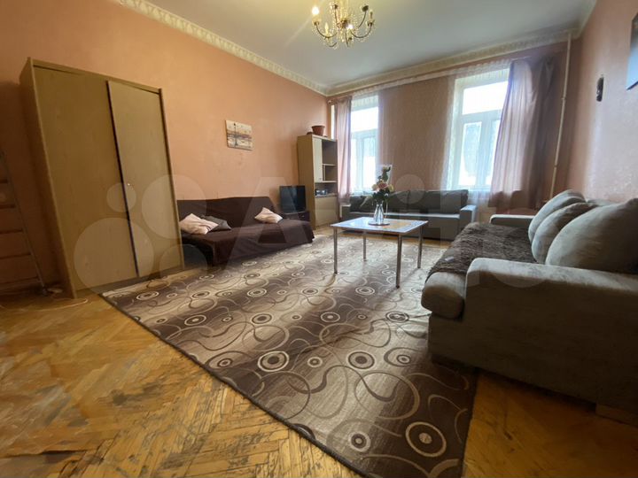 3-к. квартира, 100 м², 3/6 эт.