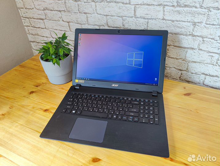 Современный, отличный ноутбук