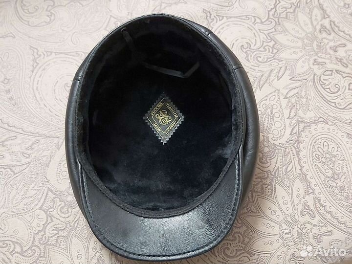 Мужская кожаная кепка