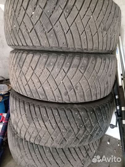 Goodyear Ultragrip Ice Arctic 215/55 R17 98T