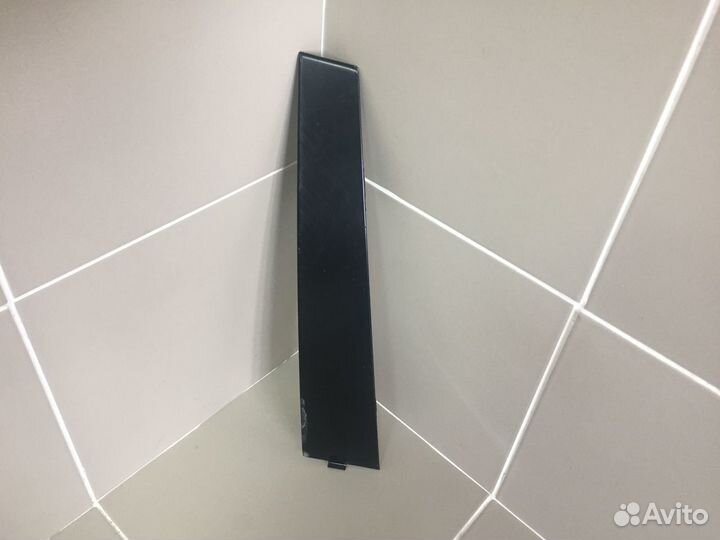 Накладка рамки передней прав двери VW Passat B6