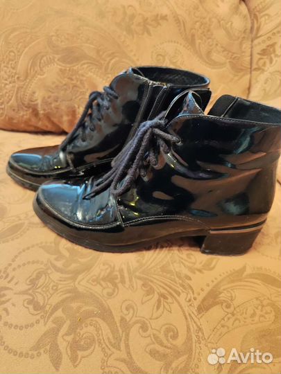 Ботинки женские