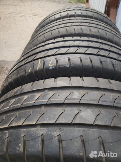 Goodyear EfficientGrip 195/60 R16 89H