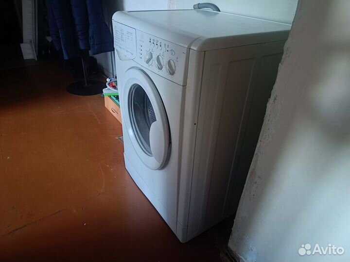 Стиральная машина бу indesit на запчасти