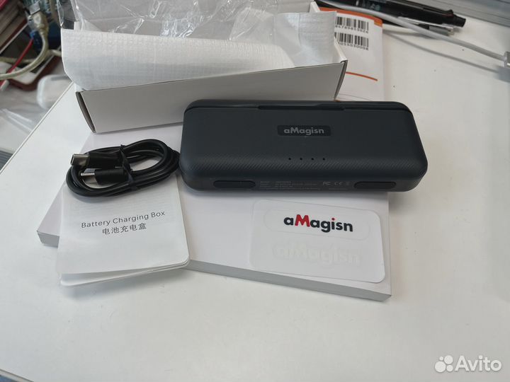 Зарядное устройство для Insta360 Ace, Ace Pro