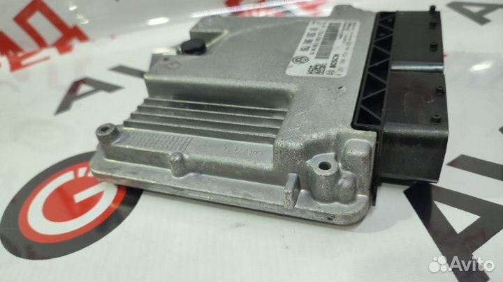 Блок управления двс Volkswagen Tiguan 5N2 cawa