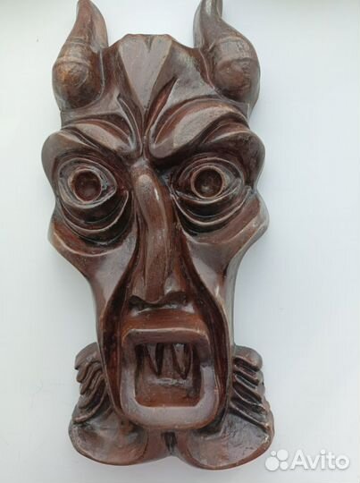 Маска декоративная