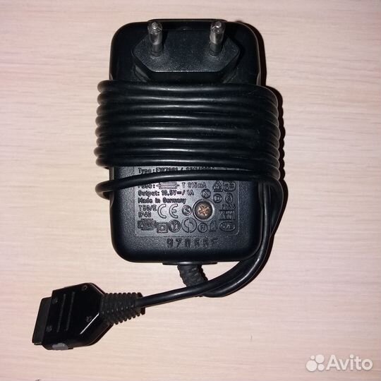 Устройство зарядное SPN4222A оригинальное