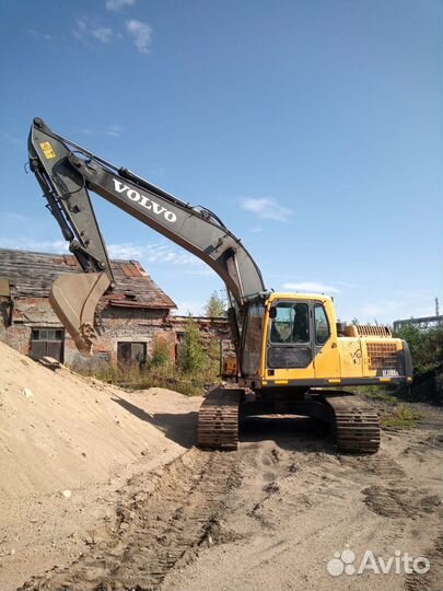 Гусеничный экскаватор Volvo EC210B, 2008
