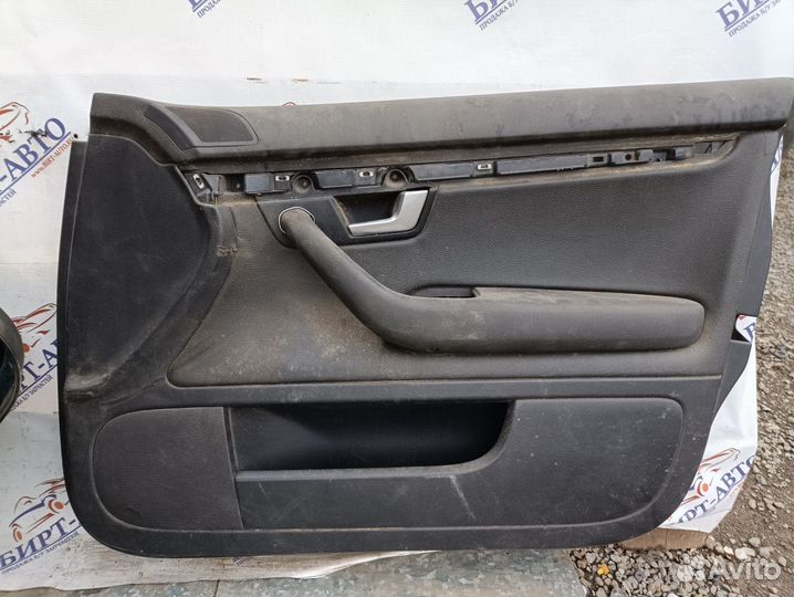 Audi a4 b7 правые дверные карты