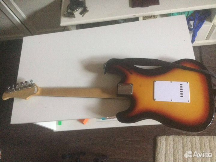 Электрогитара fender Stratocaster Terris