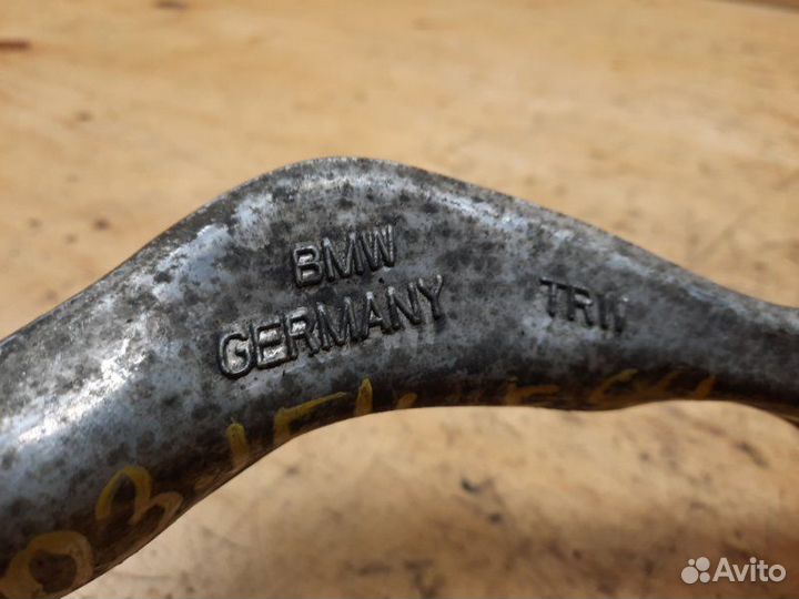 Рычаг подвески прав. перед. BMW 120I