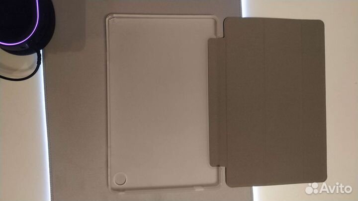 Чехол для планшета