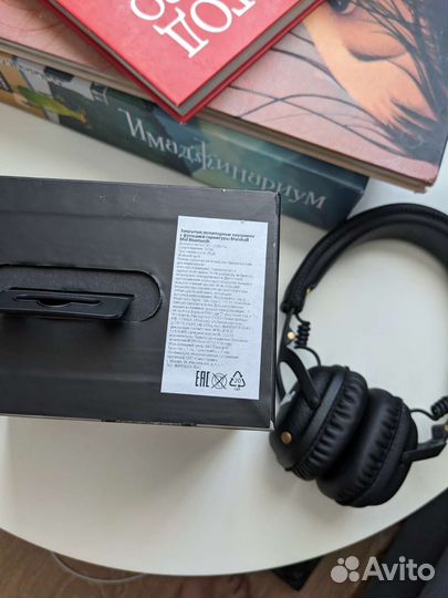 Беспроводные наушники Marshall MID