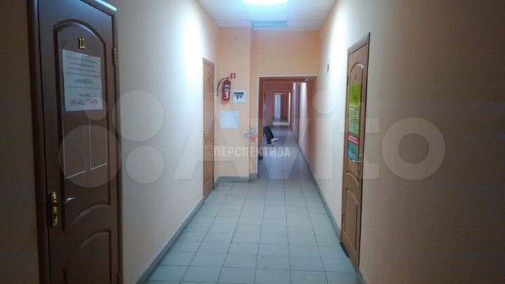 Продам помещение свободного назначения, 567.9 м²