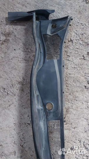 Жабо на Toyota Mark X